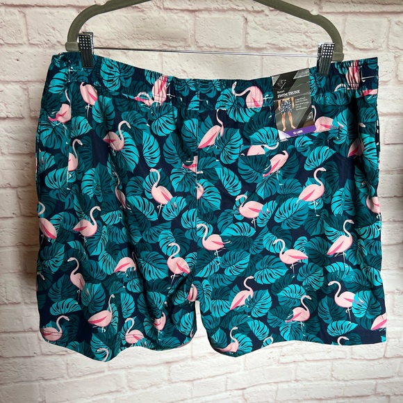 Member’s Mark Men’s Tropical Swim Trunks - Picture 2 of 5